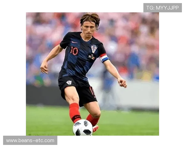 佩德里与莫德里奇近期表现对比：新生代与传奇中场的竞技状态分析