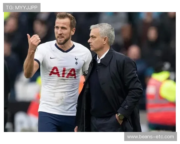 凯恩在国家队体系中的战术适配性解析